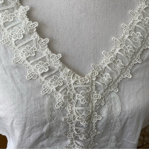 Twenty One Lace Sleeveless Tank Blouse Top Ivory Size Large - Picture 3 of 11